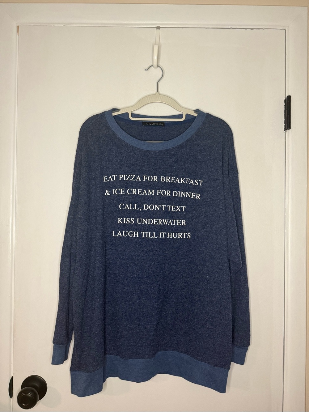 Wildfox Oversized Navy Blue‎ Graphic Scoop-Neck Sweatshirt